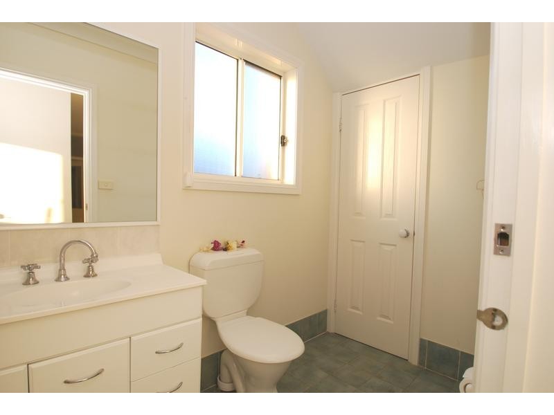 West Hoxton NSW 2171