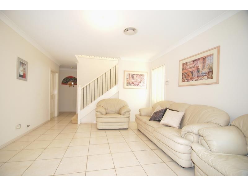 West Hoxton NSW 2171