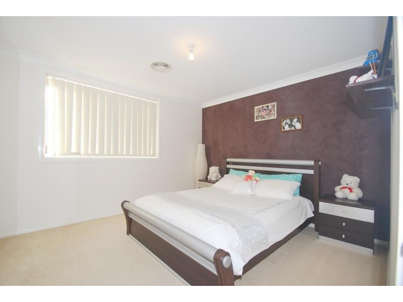 West Hoxton NSW 2171