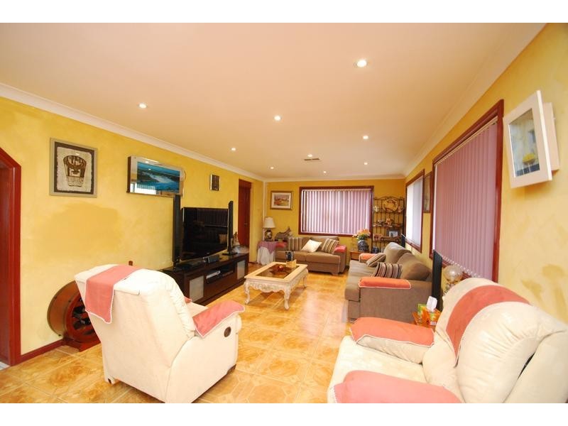 Hinchinbrook NSW 2168