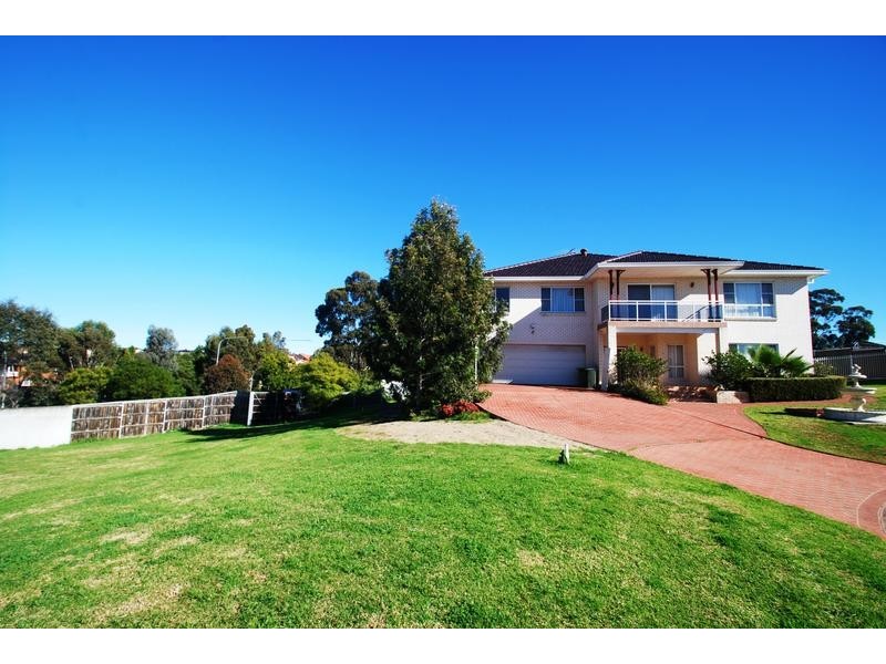 Edensor Park NSW 2176