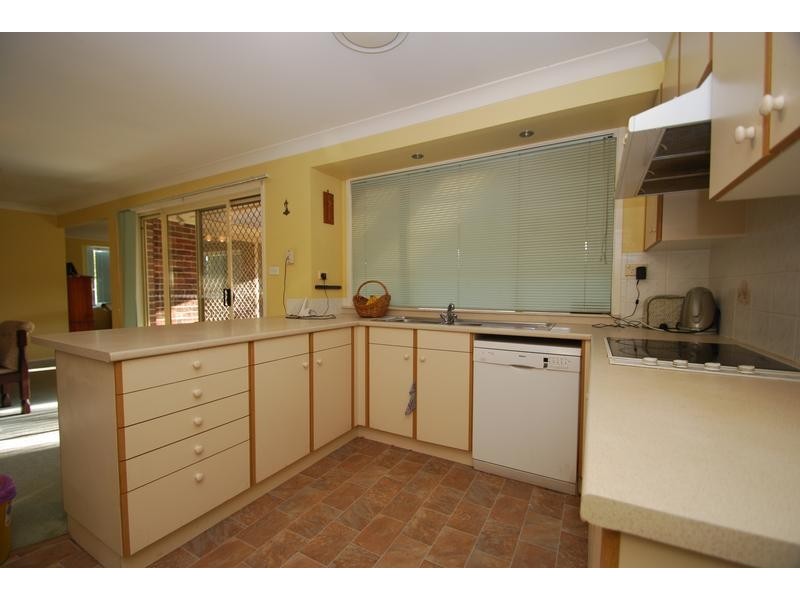 Wattle Grove NSW 2173