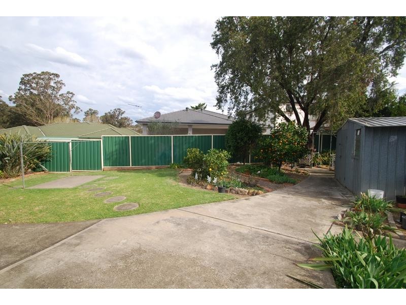 Lurnea NSW 2170