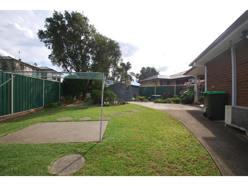 Lurnea NSW 2170