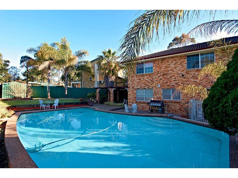 Chipping Norton NSW 2170