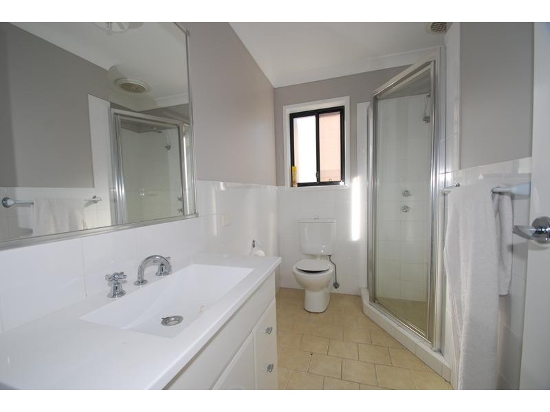West Hoxton NSW 2171