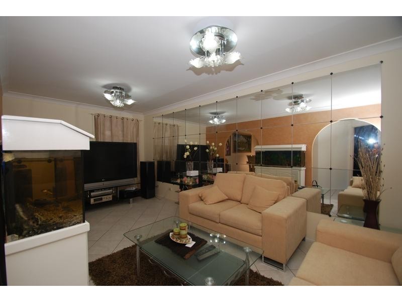 Hoxton Park NSW 2171