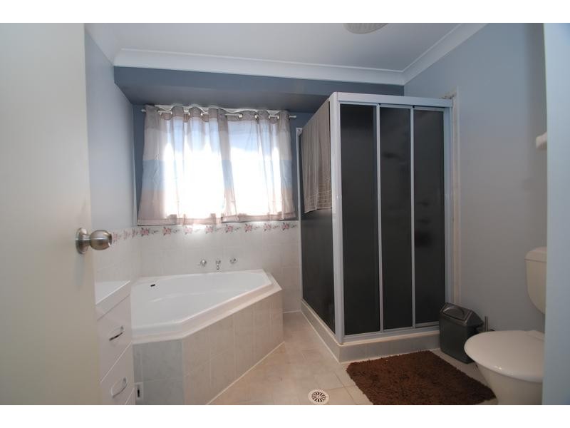 Hoxton Park NSW 2171