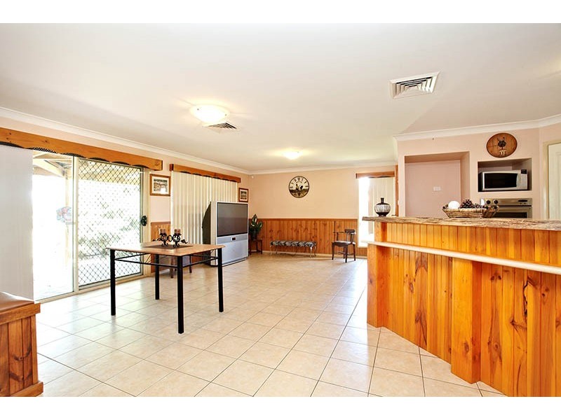 West Hoxton NSW 2171