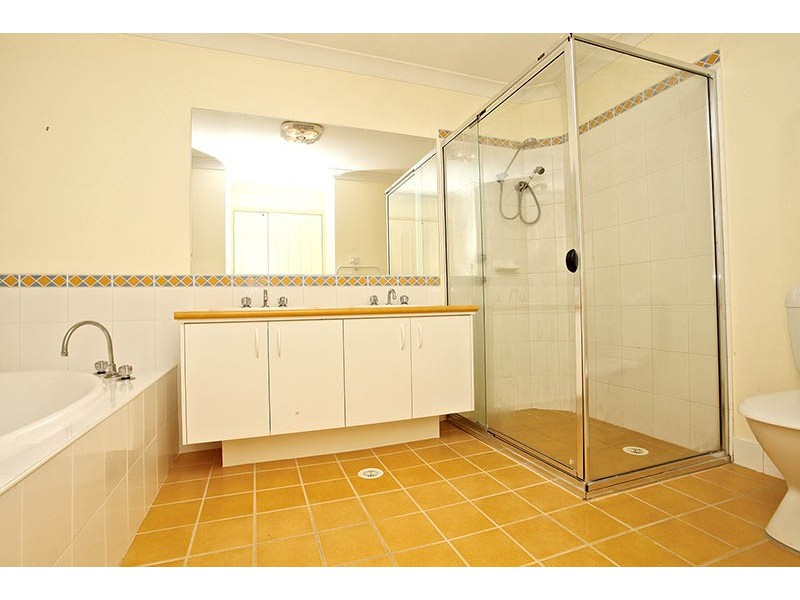 West Hoxton NSW 2171