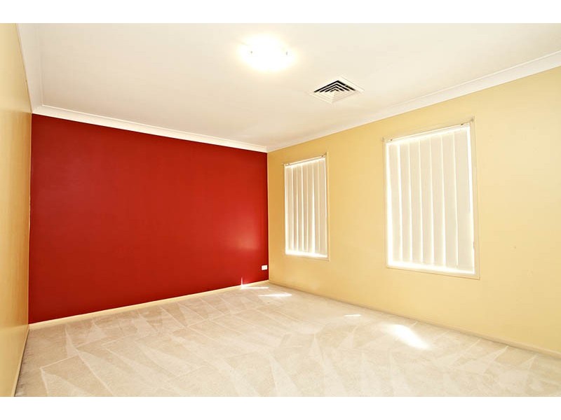 West Hoxton NSW 2171