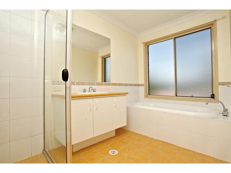 West Hoxton NSW 2171