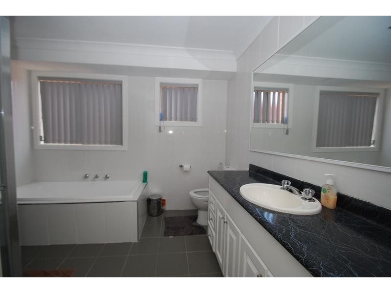 Hoxton Park NSW 2171