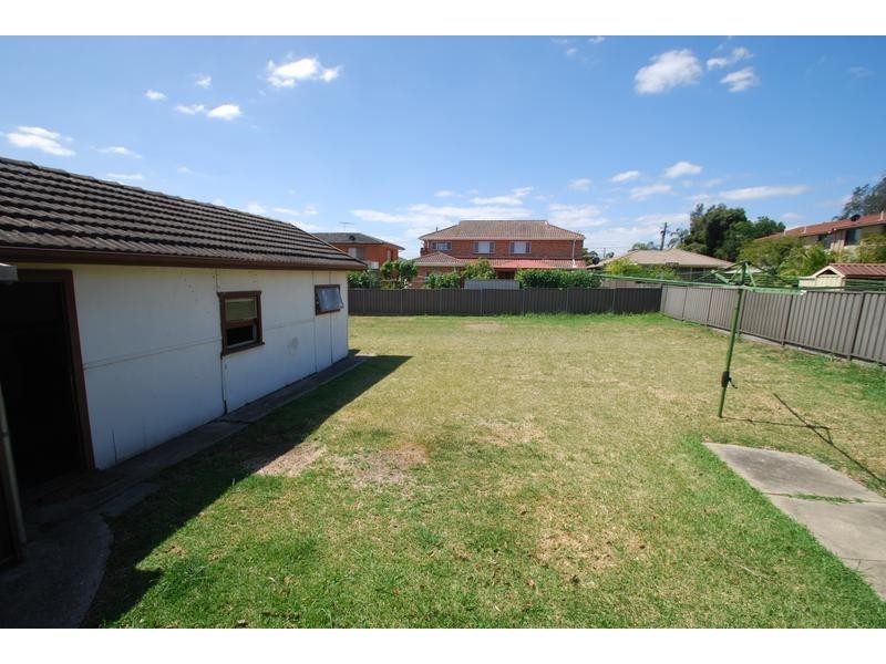 15 Boundary Road, Liverpool NSW 2170