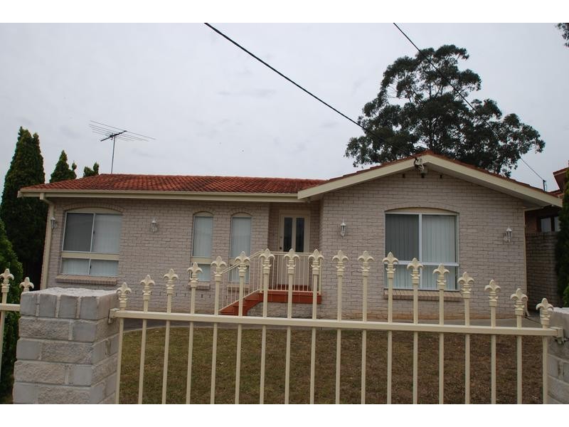 5 Malcolm Avenue, Mount Pritchard NSW 2170