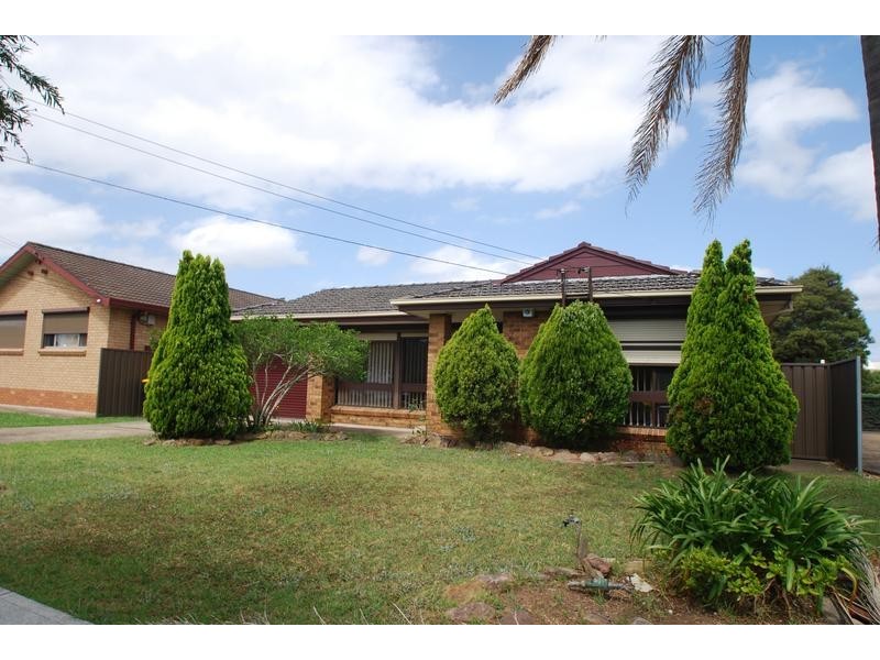 8 Murphy Avenue, Liverpool NSW 2170