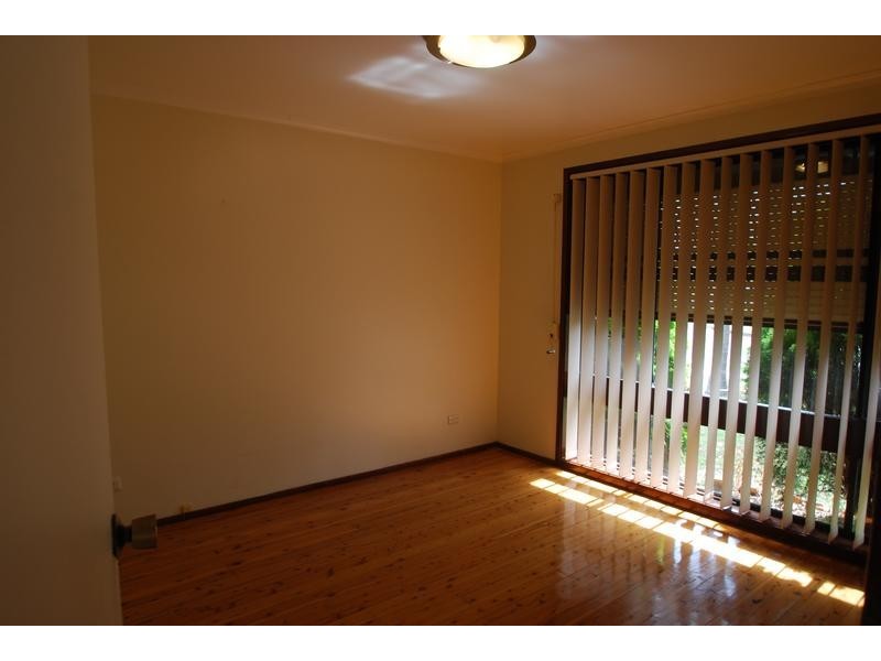 8 Murphy Avenue, Liverpool NSW 2170