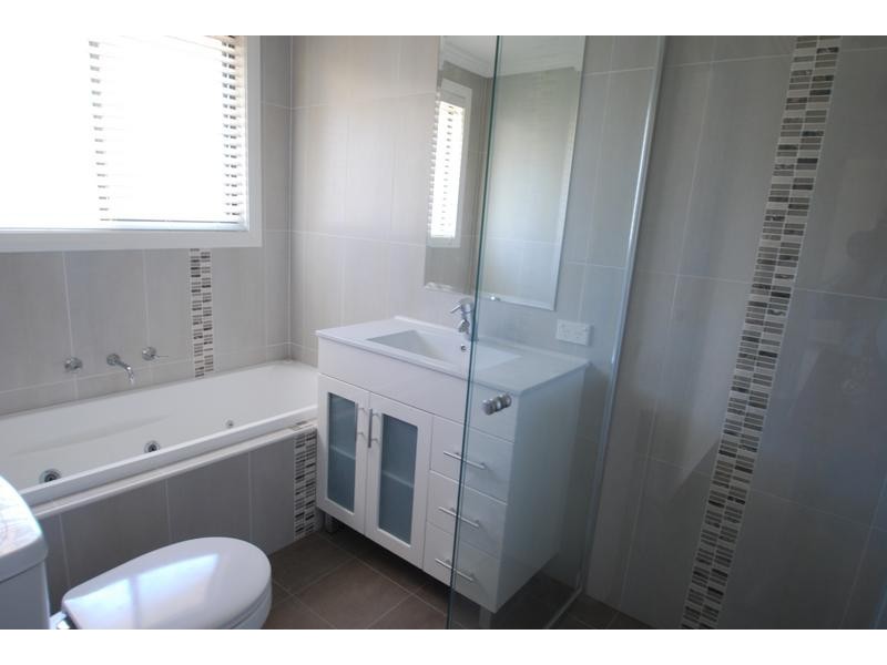 13 Chauvel Avenue, Wattle Grove NSW 2173