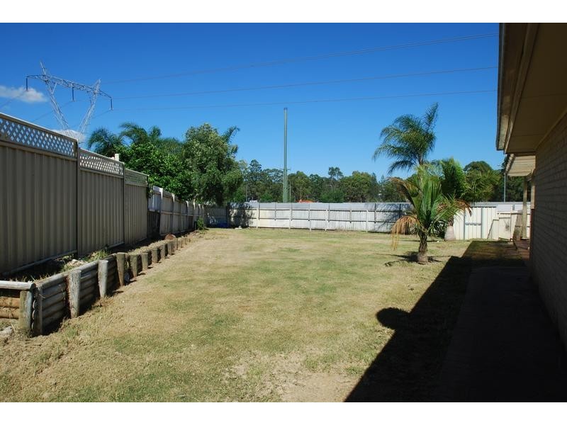 22 Whitsunday Cct, Green Valley NSW 2168