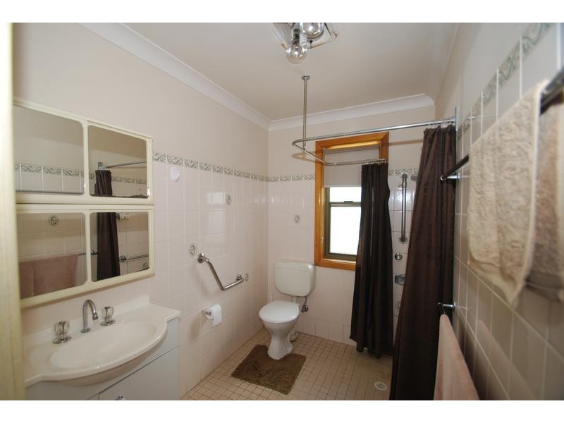 25 Jindabyne Street, Heckenberg NSW 2168