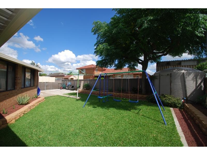 Bossley Park NSW 2176