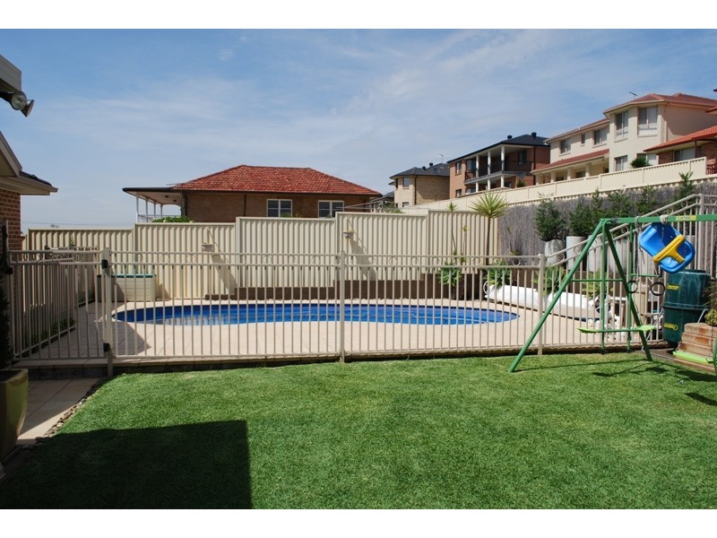 West Hoxton NSW 2171