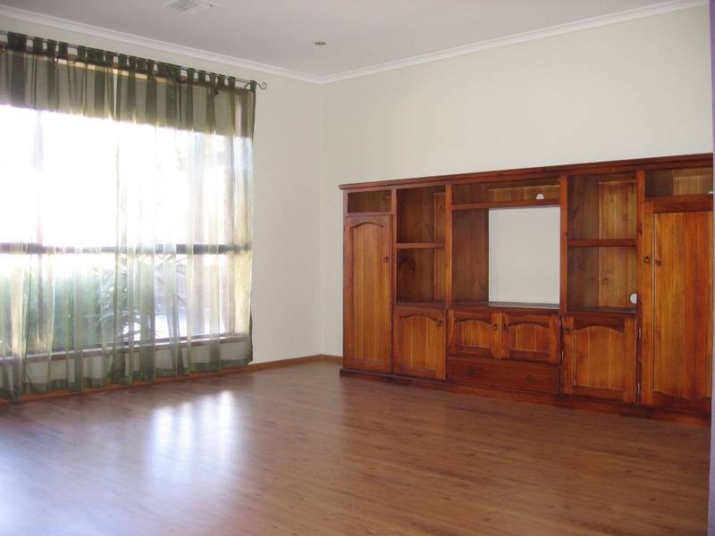 55 South Avenue, Altona Meadows VIC 3028