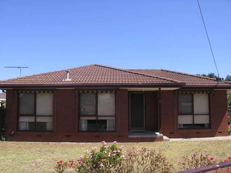 1/114 Blyth Street, Altona VIC 3018