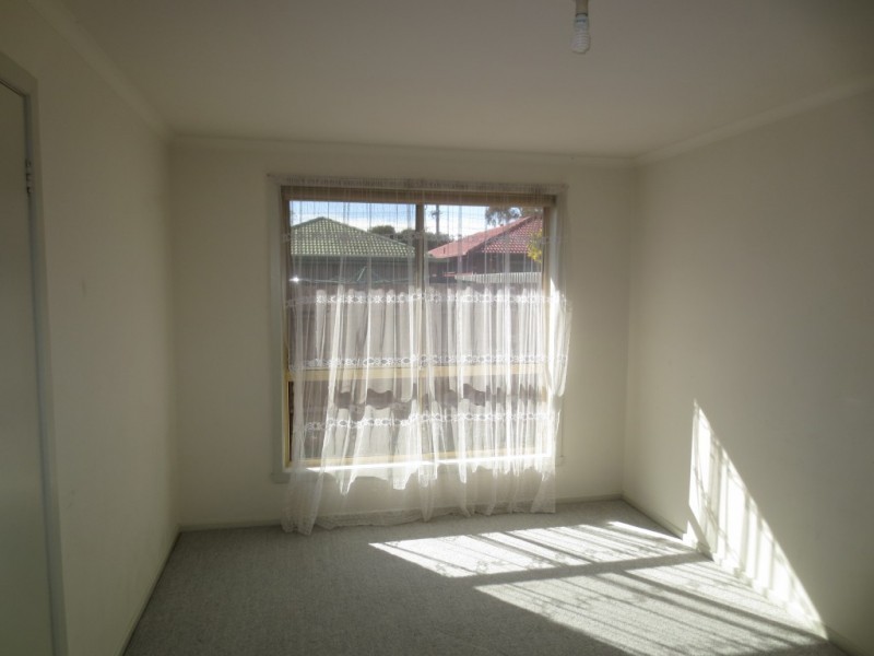 2/13 Hook Street, Altona Meadows VIC 3028