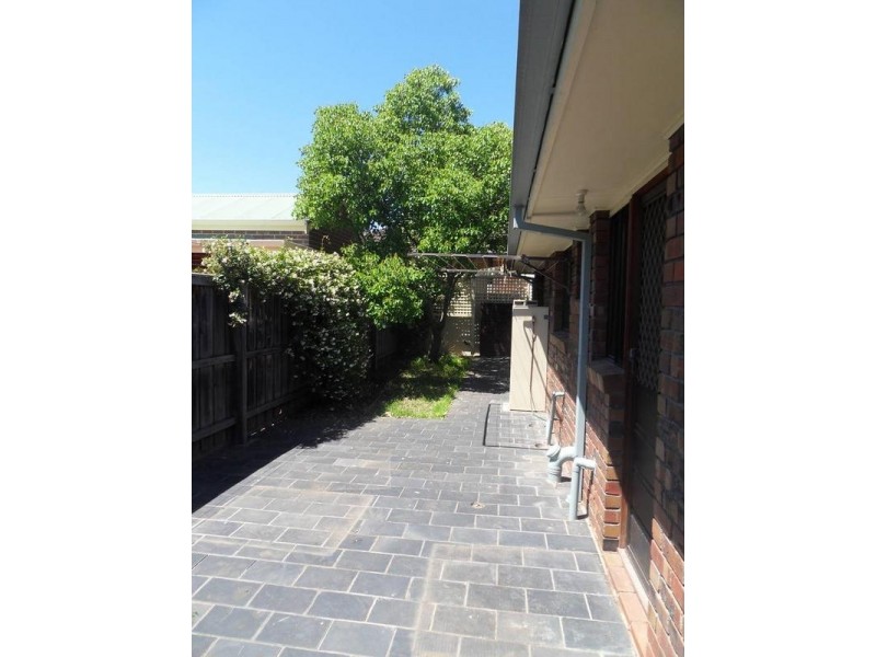 18 Waratah Street, Seaholme VIC 3018