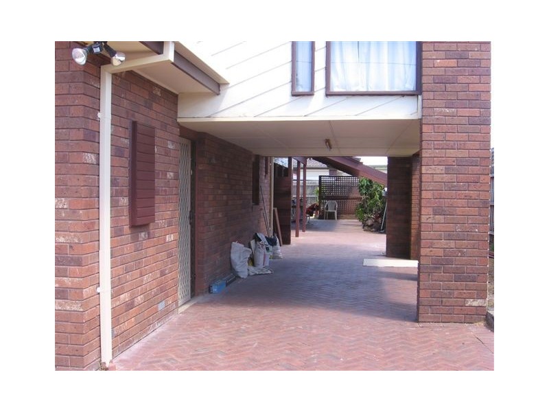 5 Hall Avenue, Altona Meadows VIC 3028