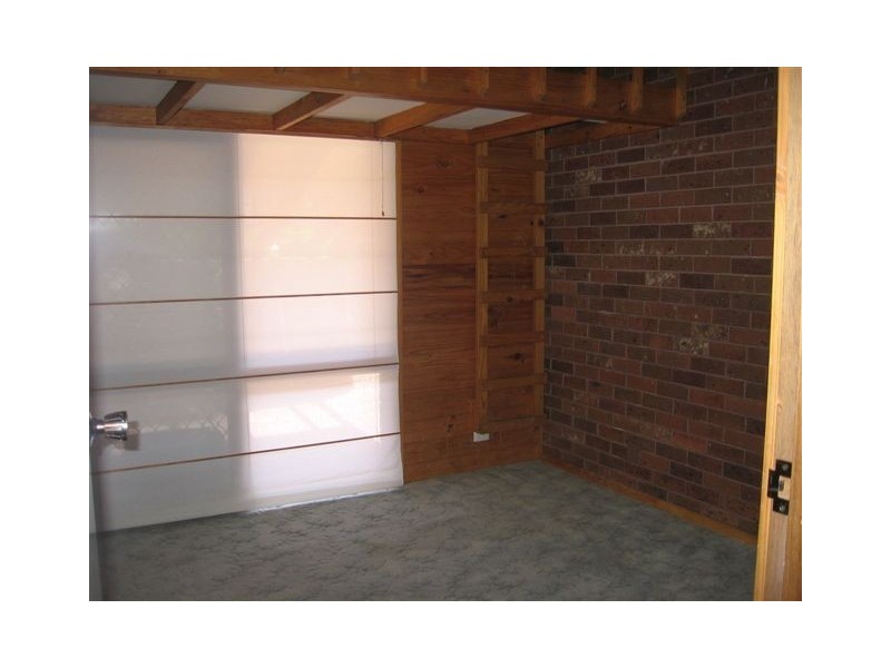 5 Hall Avenue, Altona Meadows VIC 3028