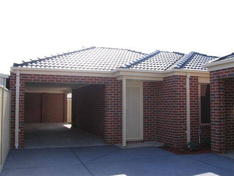 2/5 Trythall Court, Altona Meadows VIC 3028