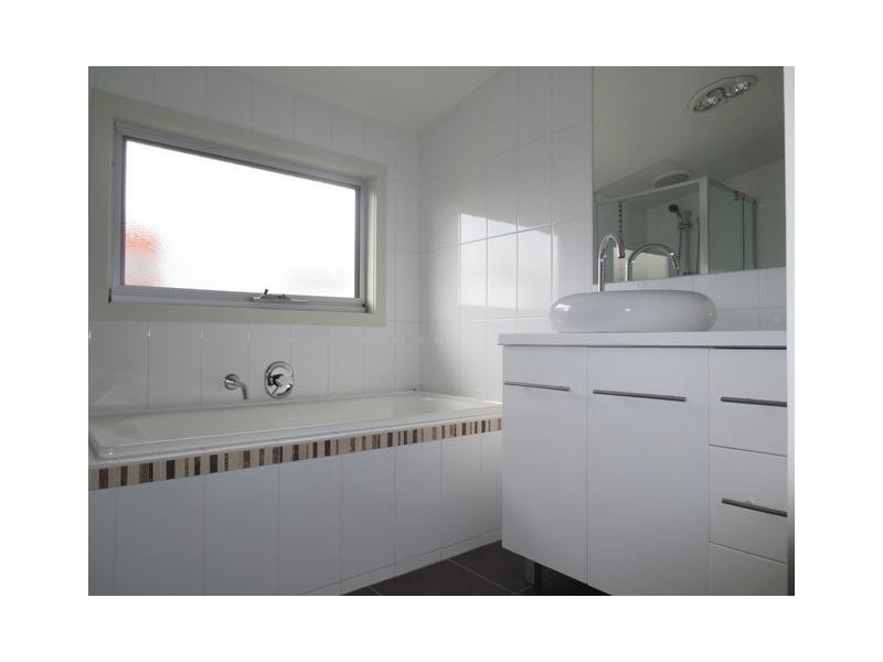 4A David Street, Altona VIC 3018