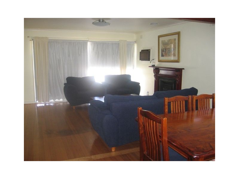 147 Grieve Parade, Altona VIC 3018