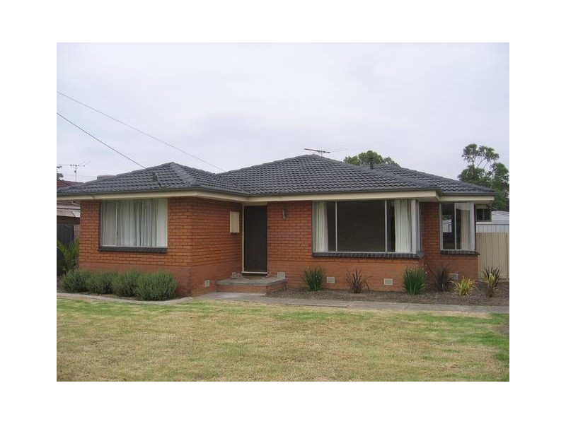 61 McIntyre Drive, Altona VIC 3018