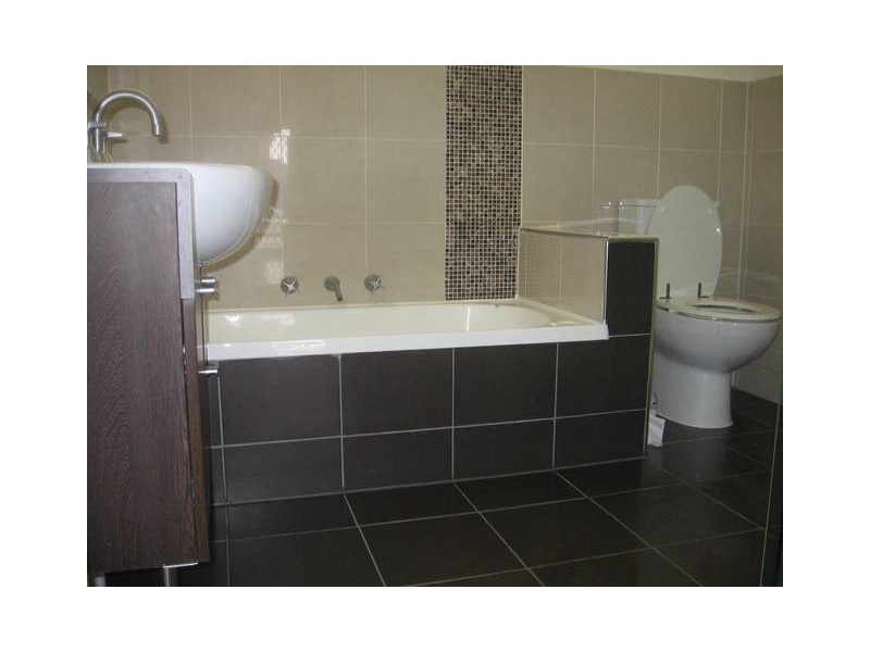 61 McIntyre Drive, Altona VIC 3018