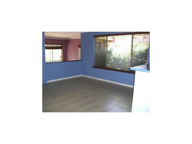 1/126 Central Avenue, Altona Meadows VIC 3028