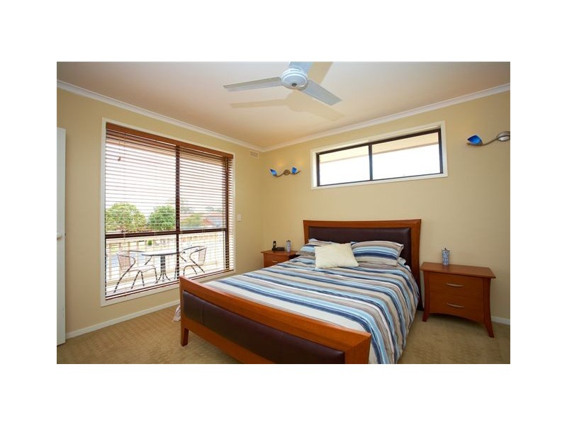 5 Ocean Court, Altona Meadows VIC 3028