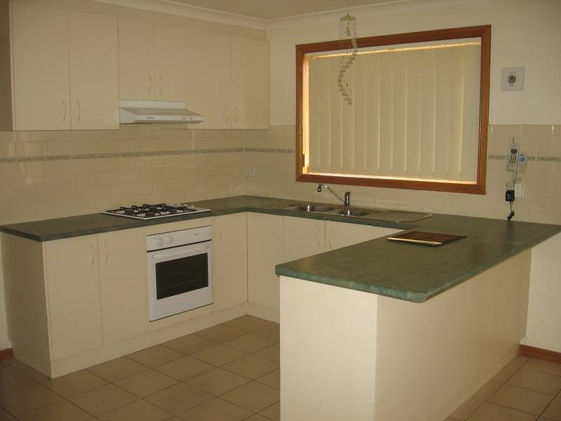 2/7 Eva Court, Seabrook VIC 3028