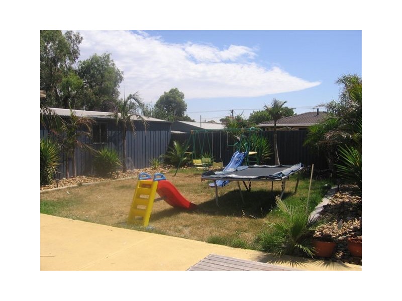 147 Grieve Parade, Altona VIC 3018