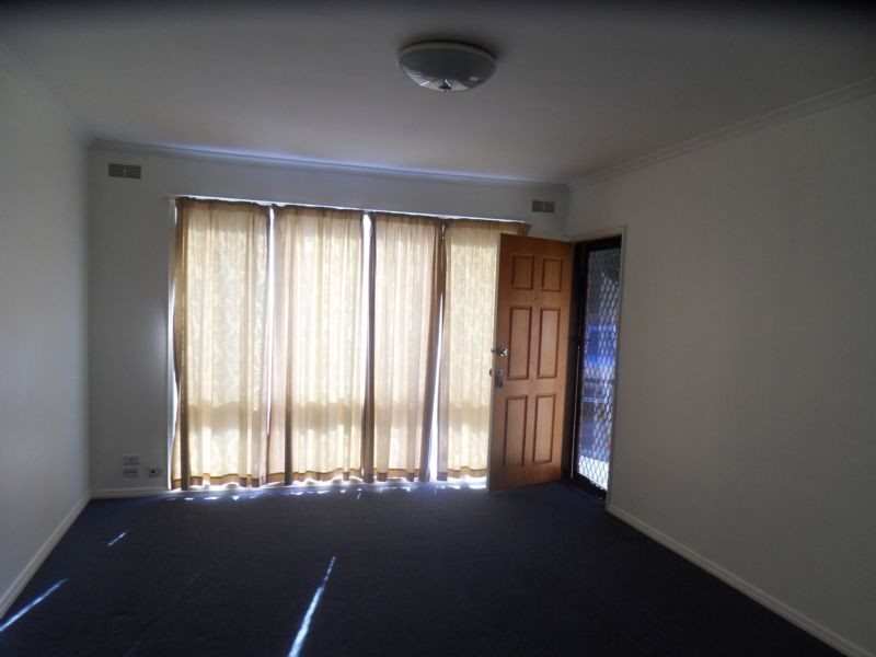 2/5 Rose Street, Altona VIC 3018