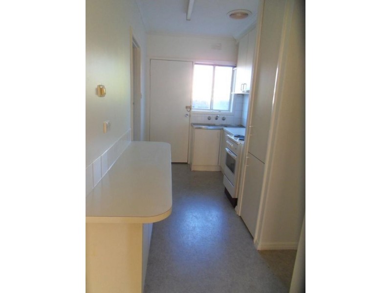 2/5 Rose Street, Altona VIC 3018