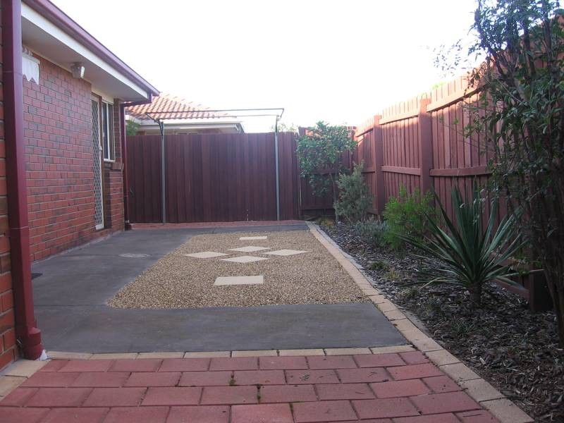 2/3 Missen Court, Altona Meadows VIC 3028