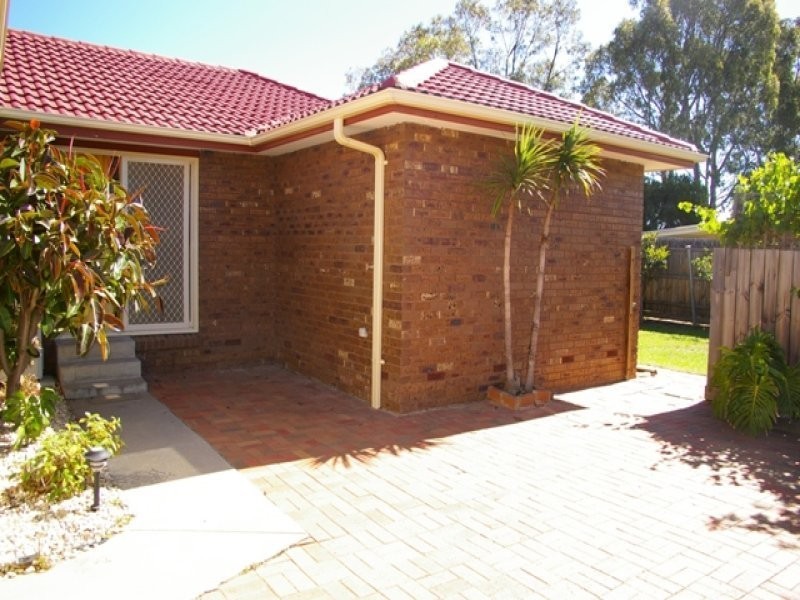 16 Scherman Drive, Altona Meadows VIC 3028