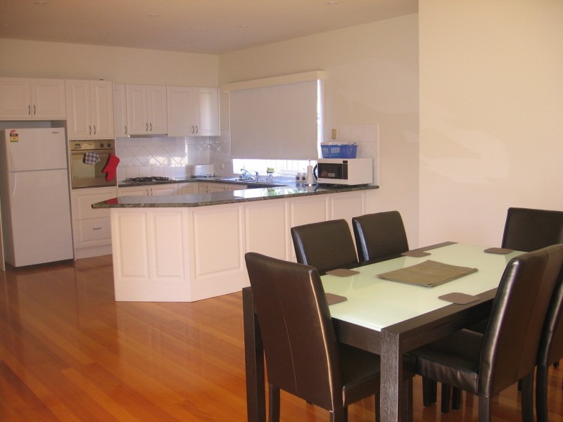 1/15 Queen Street, Seaholme VIC 3018