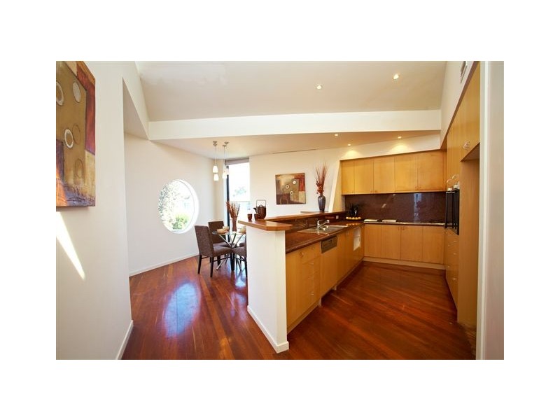 77 Esplanade, Altona VIC 3018