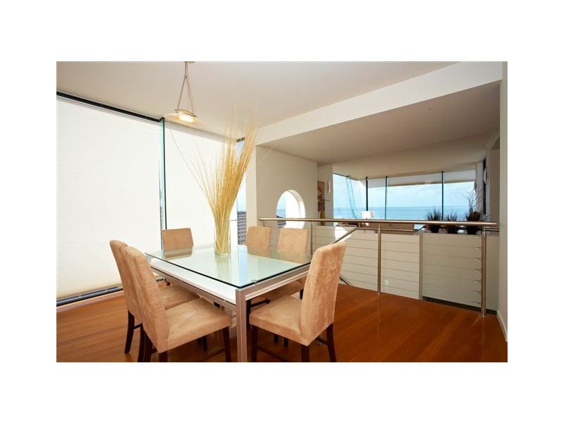 77 Esplanade, Altona VIC 3018