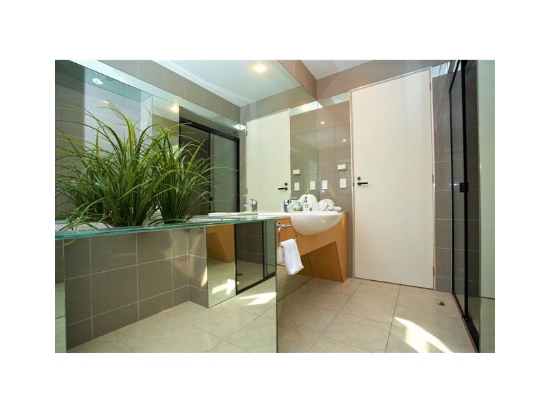 77 Esplanade, Altona VIC 3018