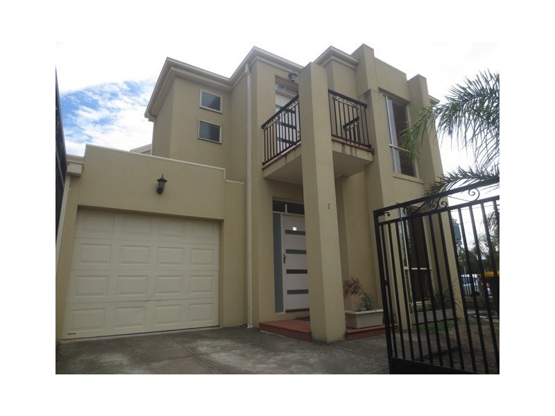 1/42 Blyth Street, Altona VIC 3018